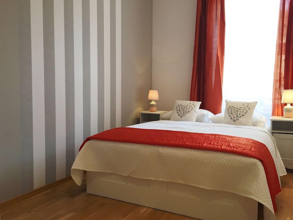 Apartment Old Town *