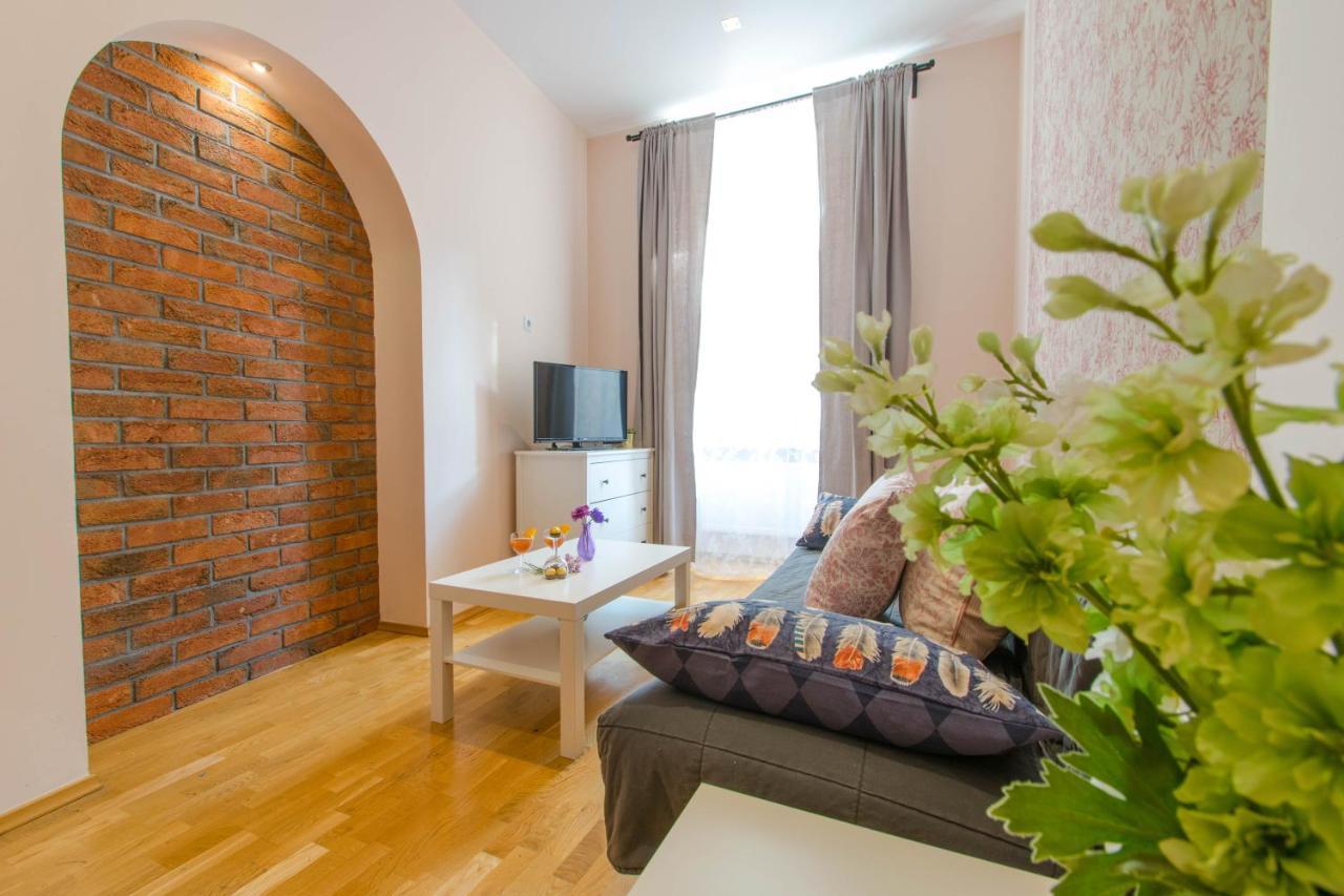 Old Town Apartment
